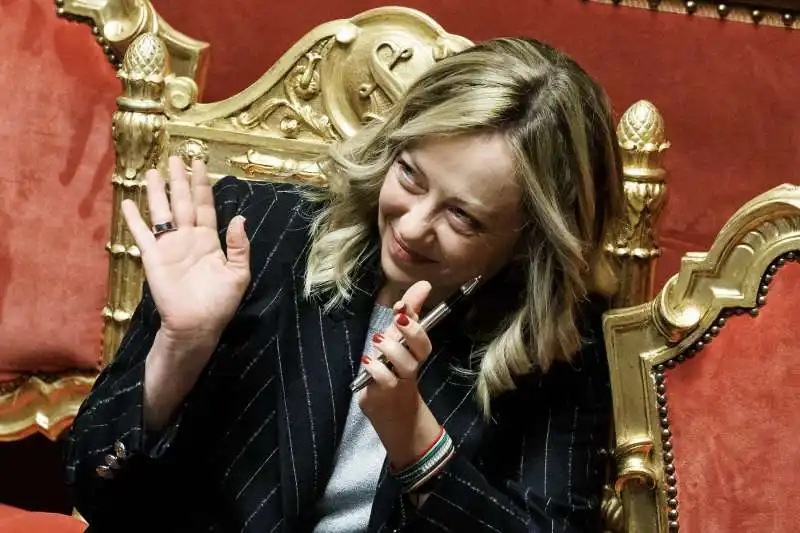 giorgia meloni in senato   3