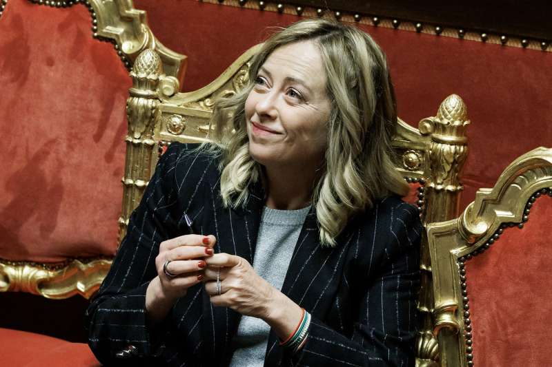 giorgia meloni in senato 4