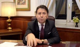 giuseppe conte risponde a giorgia meloni sul mes 7