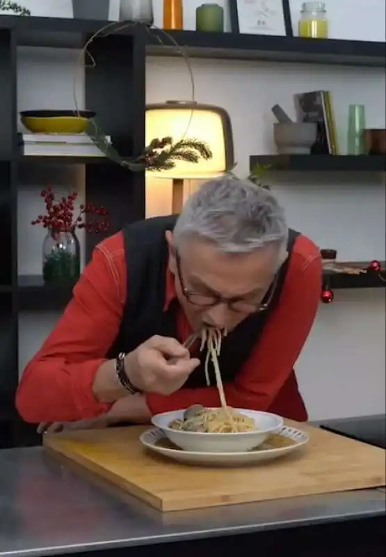  gli spaghetti alle vongole di bruno barbieri