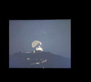 il backstage della foto superga, monviso e la luna 1