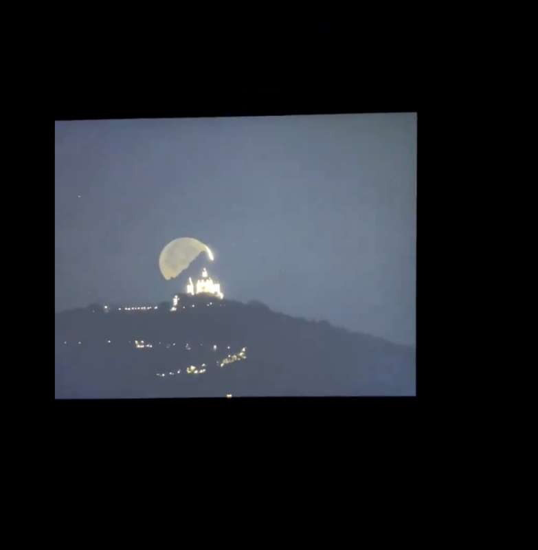 il backstage della foto superga, monviso e la luna 4