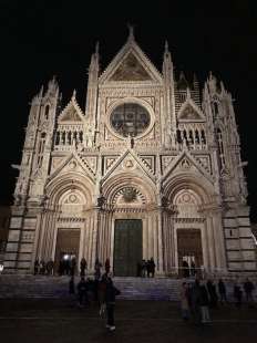 il duomo di siena prima del concerto di patti smith