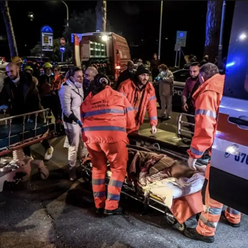 incendio ospedale tivoli 