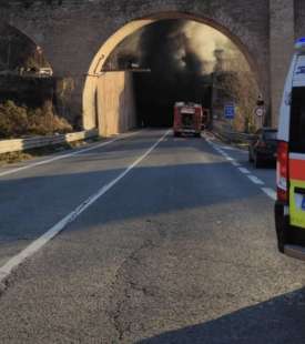 incidente tra un bus e ambulanza a urbino 2