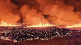 islanda eruzione vulcano nella penisola di reykjanes 19