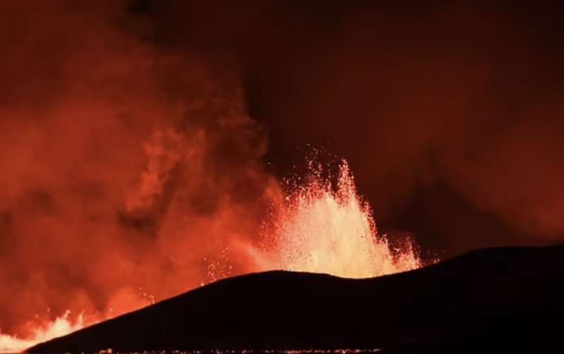 islanda eruzione vulcano nella penisola di reykjanes 4