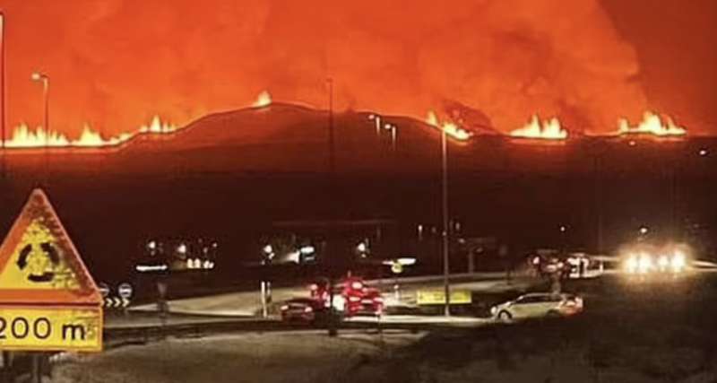 islanda eruzione vulcano nella penisola di reykjanes 5