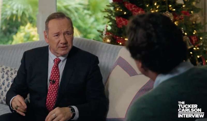 kevin spacey intervistato da Tucker Carlson