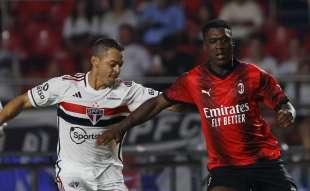 lite clarence seedorf josue 2