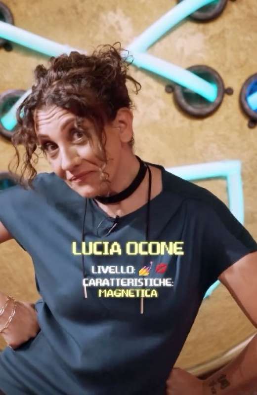 lucia ocone lol chi ride e fuori