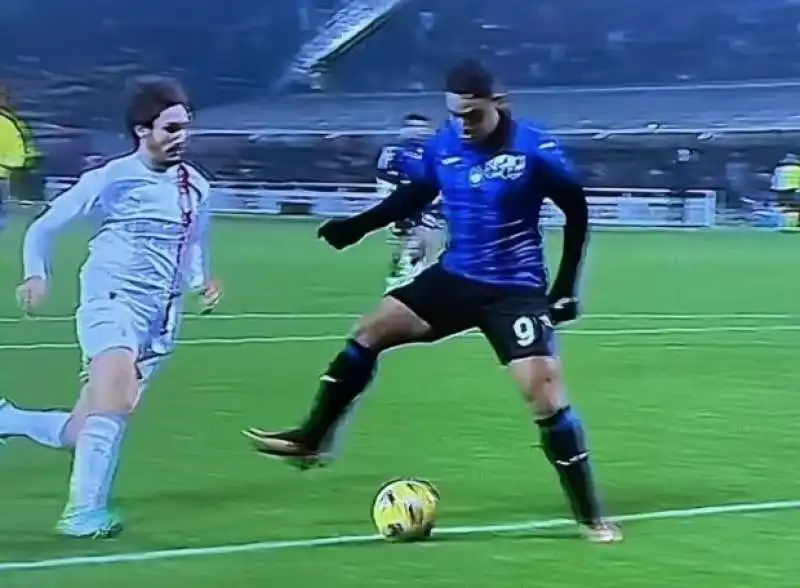 luis muriel gol di tacco atalanta milan 