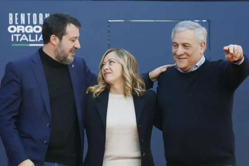 matteo salvini   giorgia meloni   antonio tajani   atreju  1