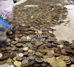 monete raccolte nella fontana di trevi 1