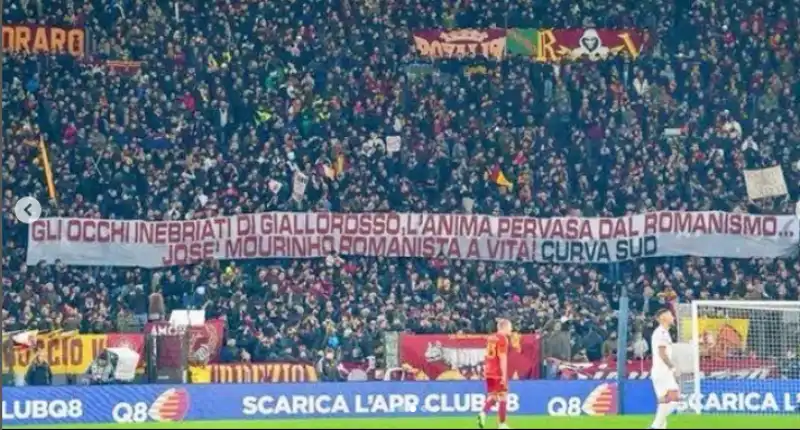 mourinho striscione