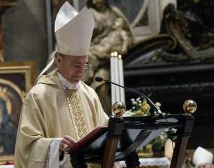 padre georg gaenswein alla messa in memoria di ratzinger 2