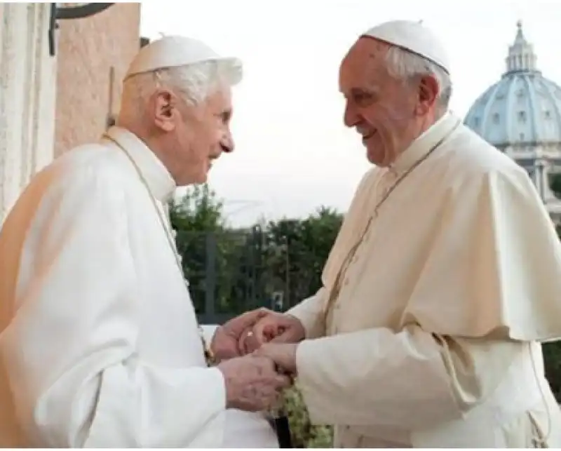 papa ratzinger papa francesco