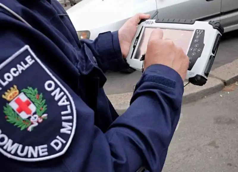 polizia locale a milano - multe