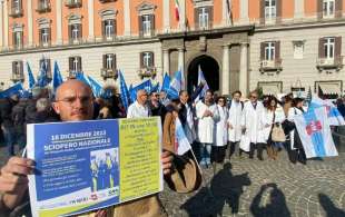 sciopero dei medici contro la manovra del governo meloni 11