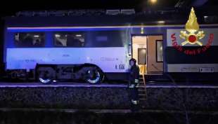 scontro tra un intercity e un frecciarossa a faenza 4