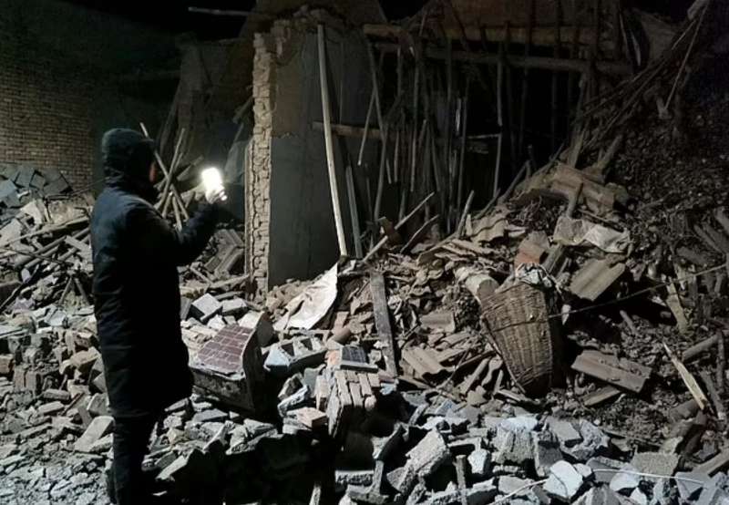 terremoto nelle province di gansu e qinghai cina 8