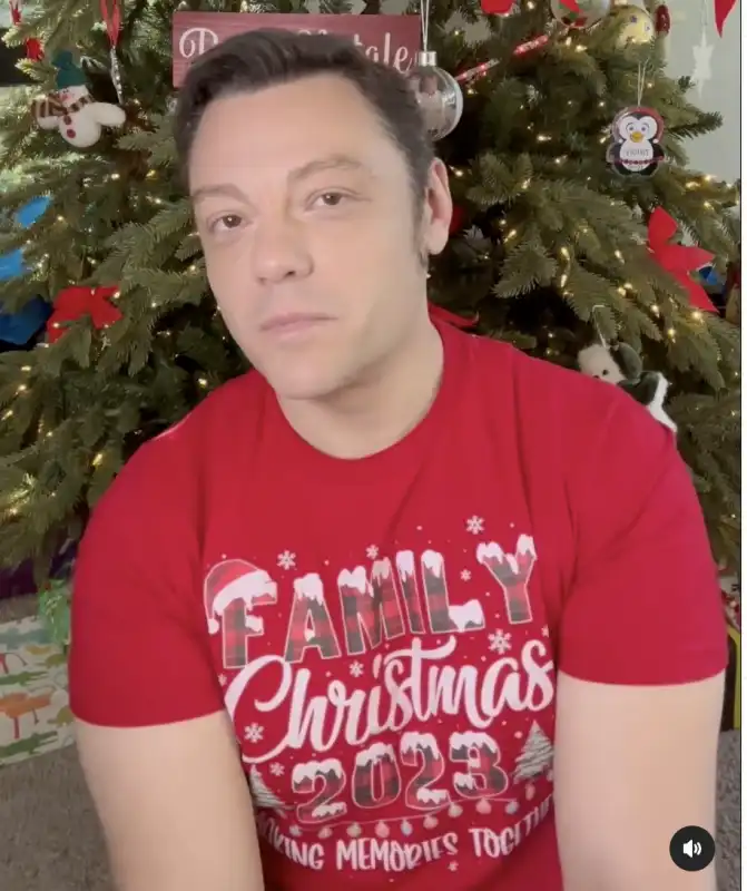 tiziano ferro - post instagram per natale