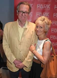 tom wilkinson con la moglie diana hardcastle nel 2017