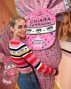 uovo di pasqua di chiara ferragni 5