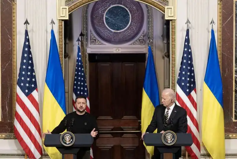 volodymyr zelensky   joe biden   incontro alla casa bianca   3