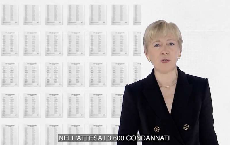 abuso d ufficio - milena gabanelli - dataroom