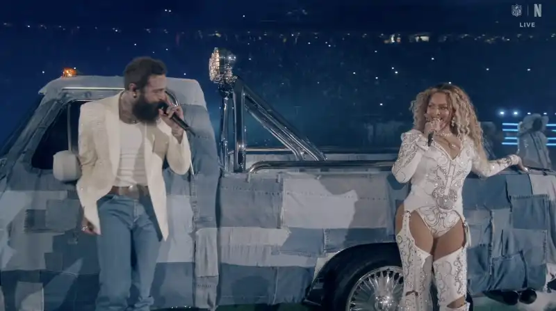 beyonce al nfl christmas gameday 10