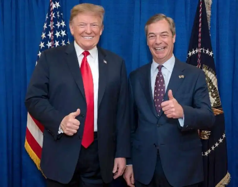 DONALD TRUMP NIGEL FARAGE 