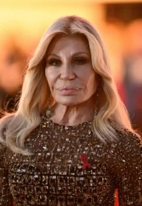 donatella versace 8