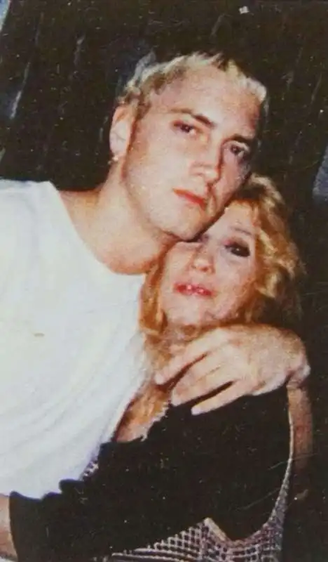 eminem e la madre debbie nelson 1