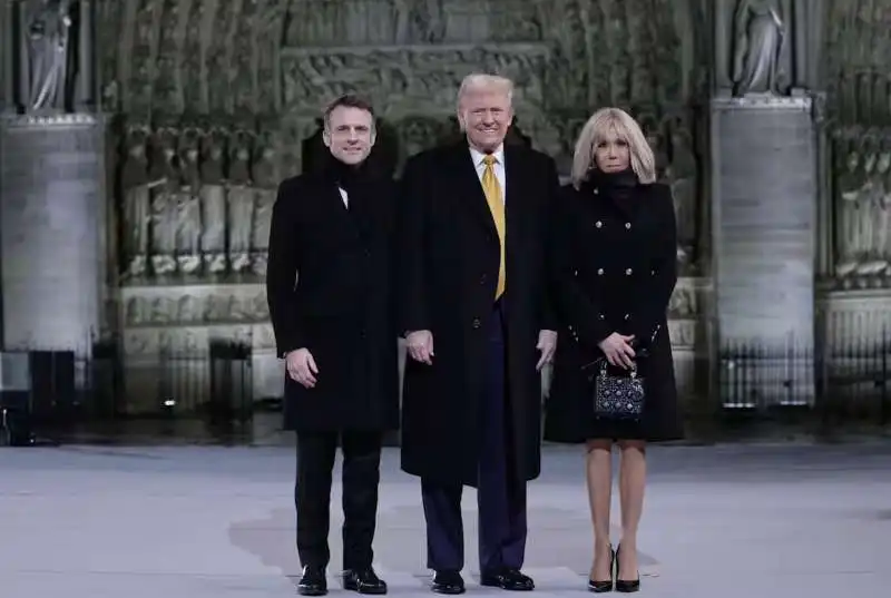 emmanuel macron donald trump brigitte macron