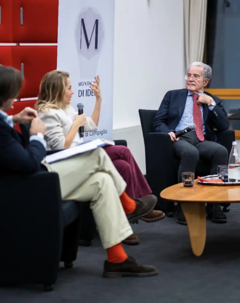 francesco battigelli   silvia sciorilli borrelli   romano prodi   montagne di idee    foto filippo fiorini