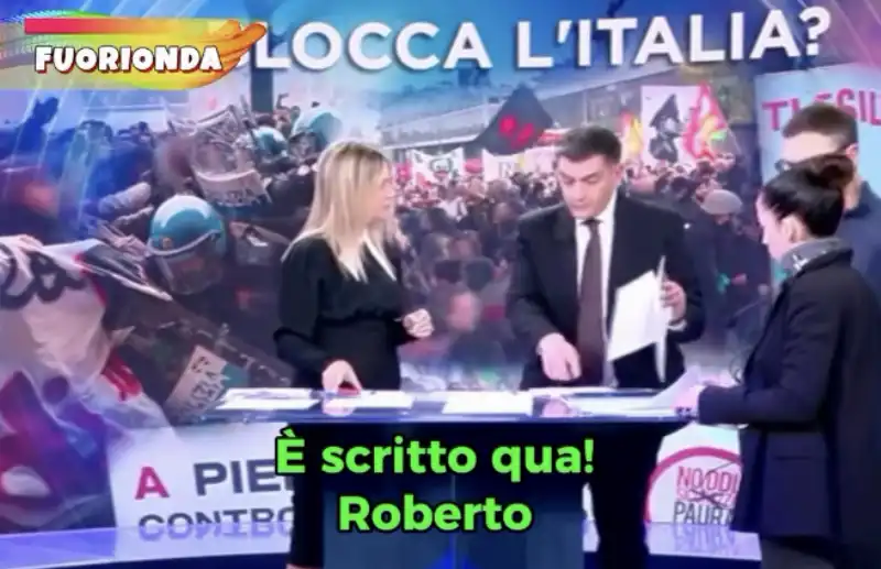 fuorionda di striscia la notizia dello scazzo tra roberto poletti e francesca barra   4