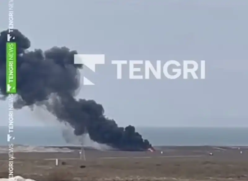 incidente aereo azerbaijan airlines   aktau, kazakistan   14