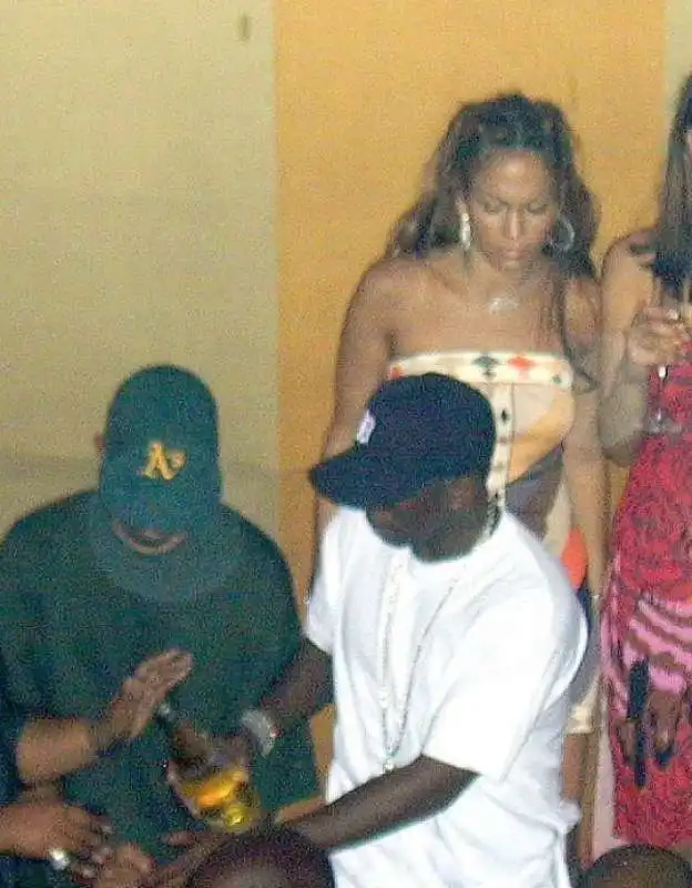 jennifer lopez scazza con puff daddy  2