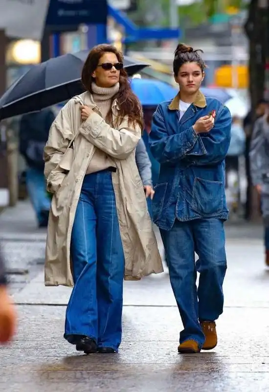 katie holmes e la figlia suri