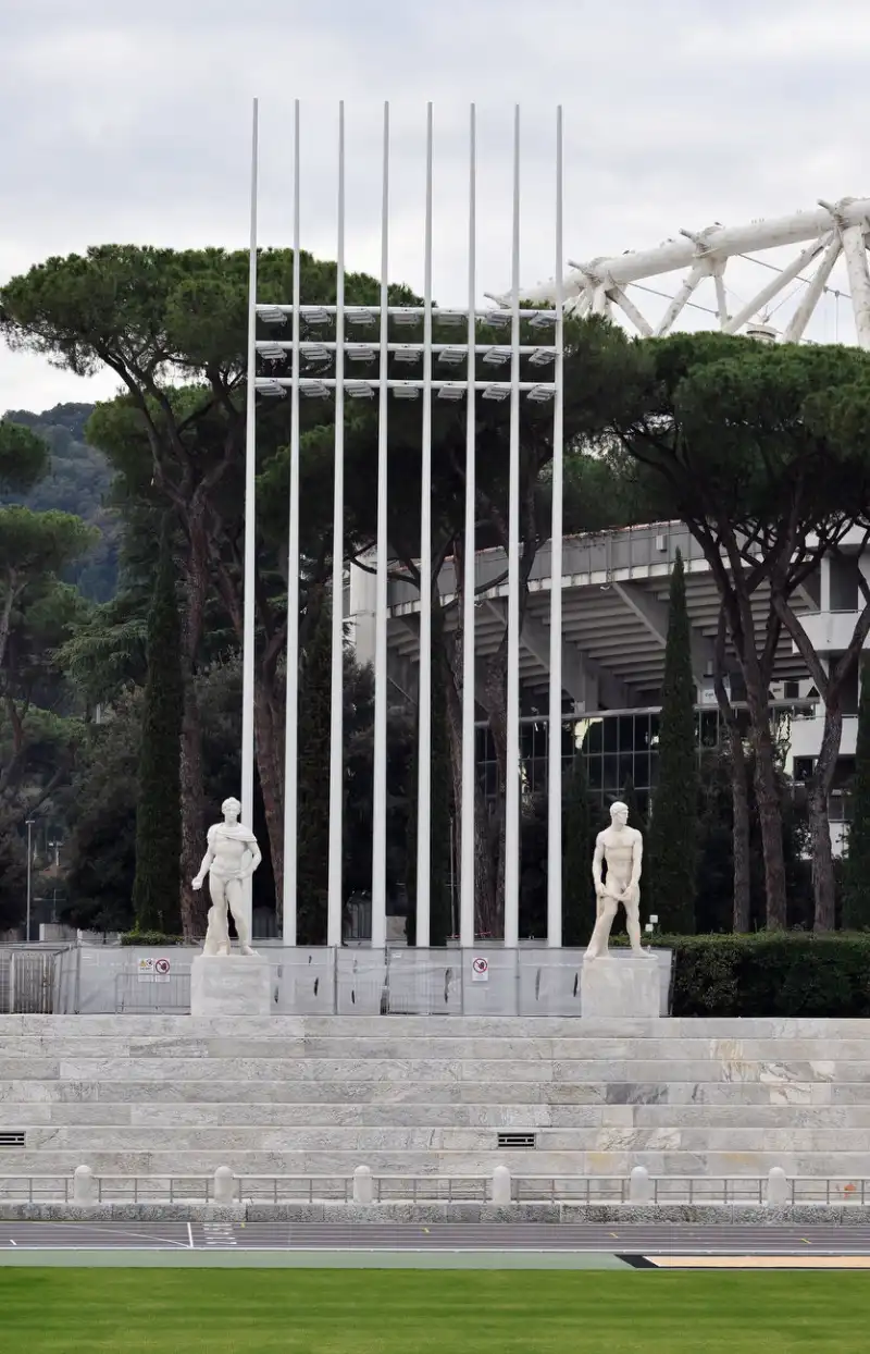 la nuova illuminazione dello stadio dei marmi  foto mezzelani gmt 032