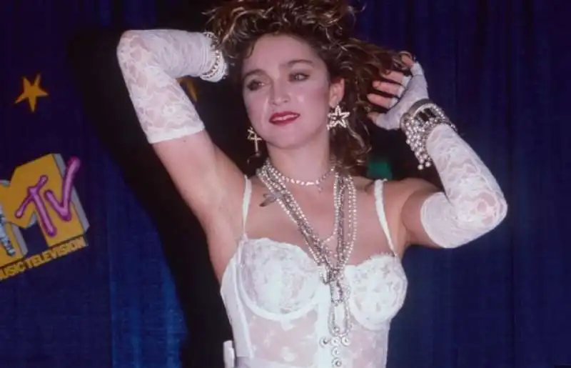 madonna   like a virgin 4