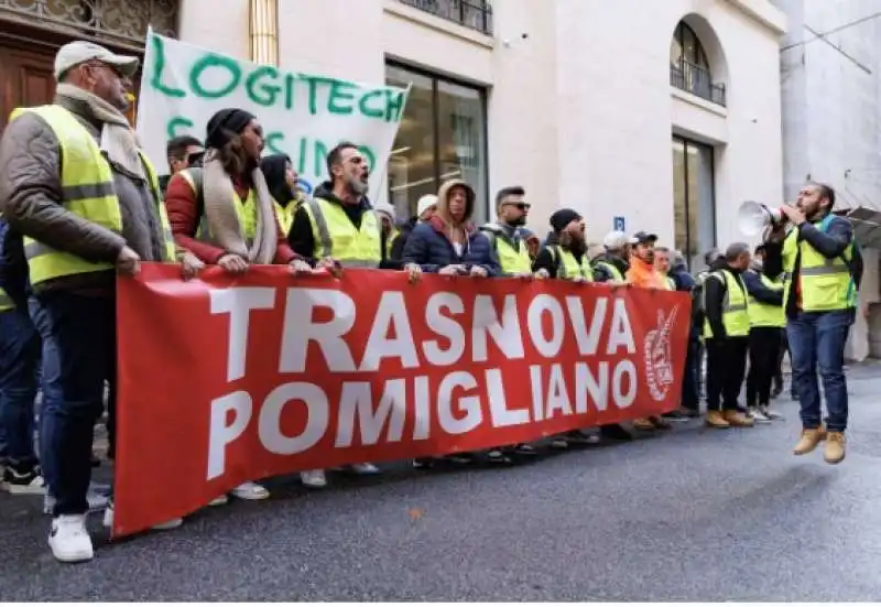 MANIFESTAZIONE DEI LAVORATORI TRASNOVA 