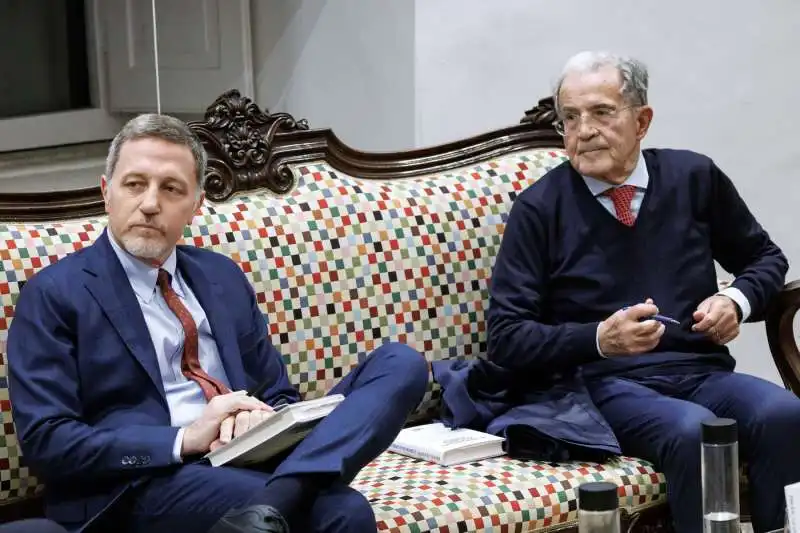 MASSIMO GIANNINI E ROMANO PRODI - PRESENTAZIONE IL DOVERE DELLA SPERANZA - FOTO LAPRESSE 