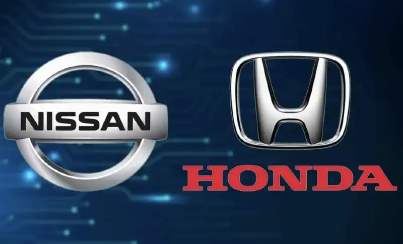 NISSAN E HONDA