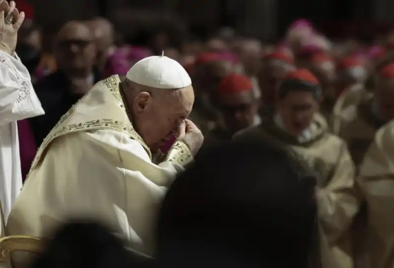   papa francesco   messa della vigilia di natale 2024    foto lapresse  