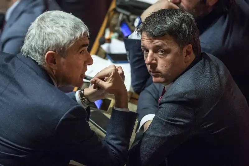 PIERFERDINANDO CASINI E MATTEO RENZI - FOTO LAPRESSE