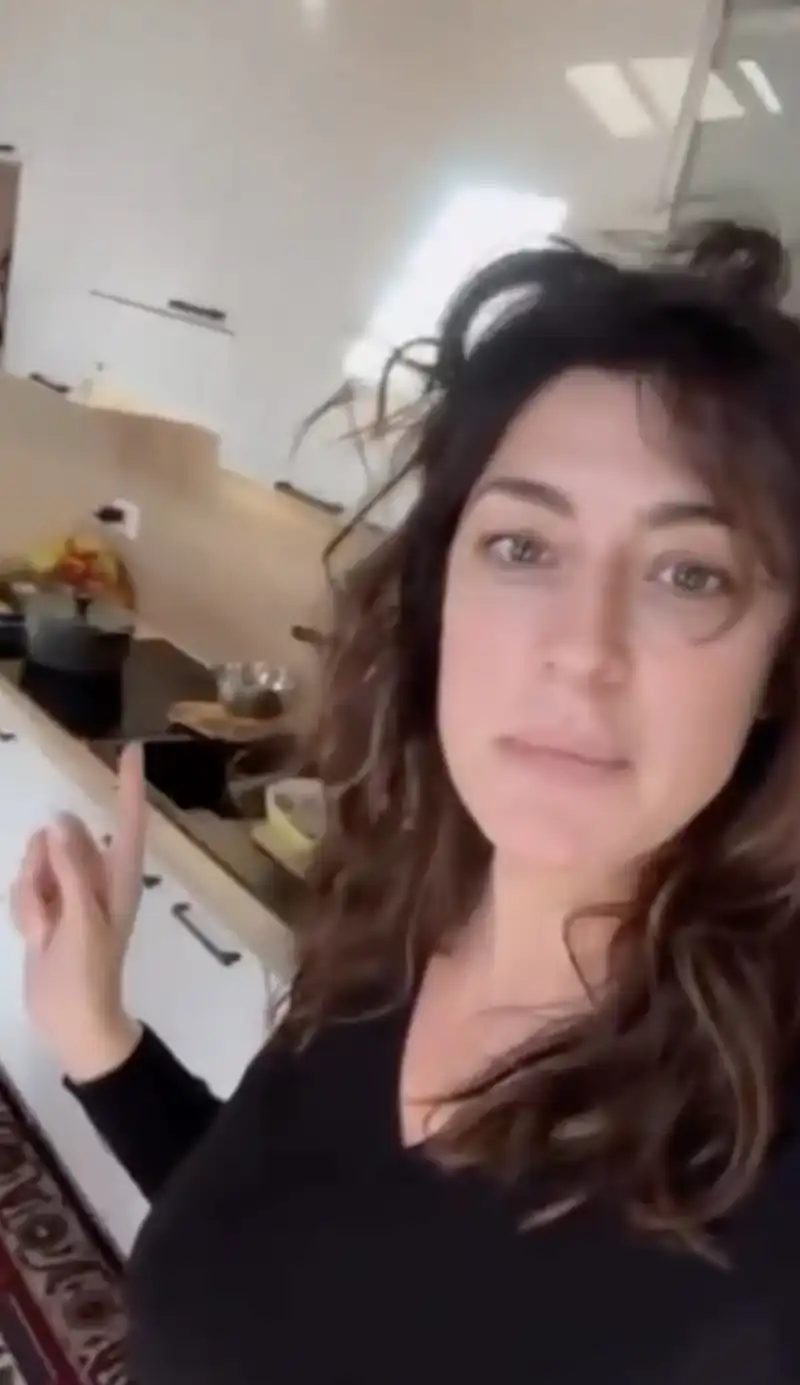 pompieri a casa di elisa isoardi   5