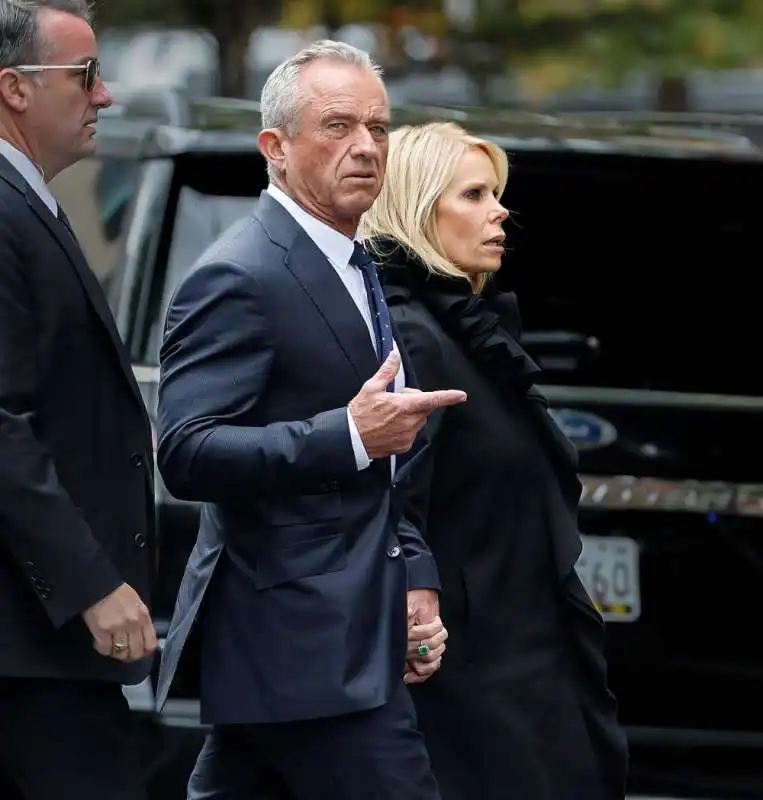 robert kennedy jr e cheryl al funerale di mamma ethel (1)