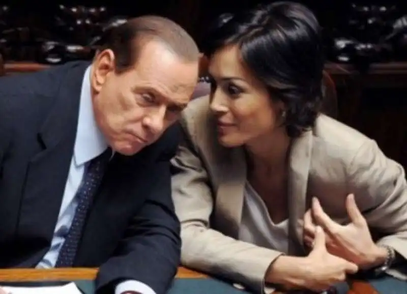 SILVIO BERLUSCONI MARA CARFAGNA 